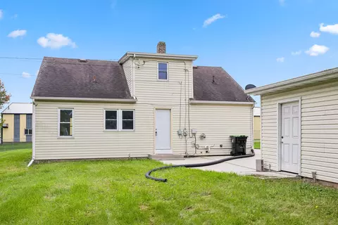 Exterior - 512 Wall St, Chilton, WI 53014 photo 5 of 5