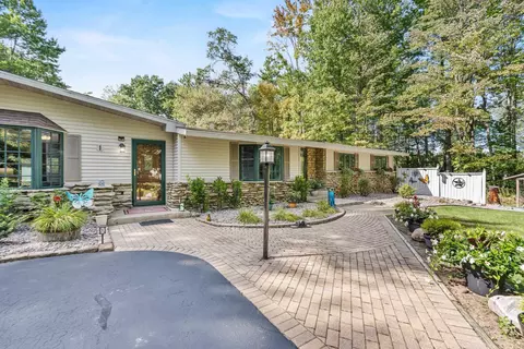 Exterior - n7791 Saint Paul Road, Crivitz, WI 54114 photo 6 of 38