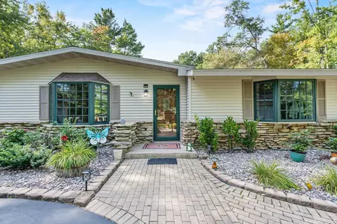 Exterior - n7791 Saint Paul Road, Crivitz, WI 54114 photo 7 of 38