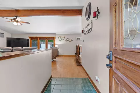 Entry Way - n7791 Saint Paul Road, Crivitz, WI 54114 photo 1 of 7