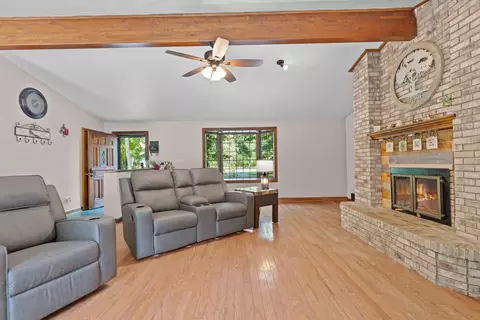 Living - n7791 Saint Paul Road, Crivitz, WI 54114 photo 2 of 3