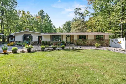 Exterior - n7791 Saint Paul Road, Crivitz, WI 54114 photo 3 of 38