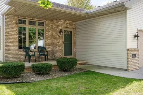 Exterior - 1815 E Sylvan Ave, Appleton, WI 54915 photo 3 of 7