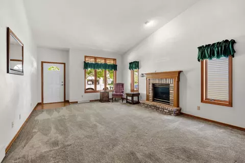 Living - 1815 E Sylvan Ave, Appleton, WI 54915 photo 1 of 2