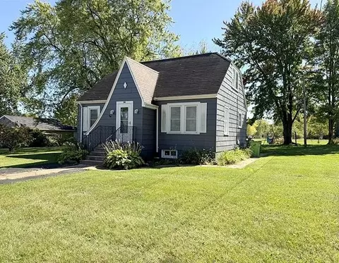 420 Green Bay Ave, Oconto Falls, WI 54154