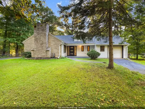 n3027 Woodland Road, Marinette, WI 54143