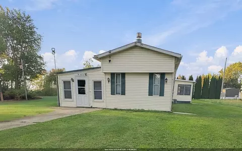 w5070 Woodland Road, Shawano, WI 54166