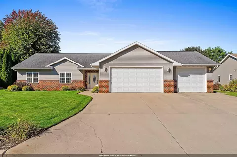 231 Winchester Dr, Seymour, WI 54165