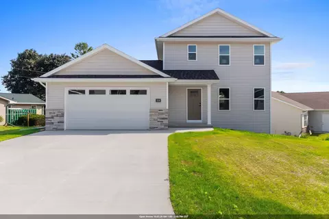 216 Evergreen Ln, Chilton, WI 53014