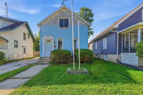 276 5th St, Fond Du Lac, WI 54935