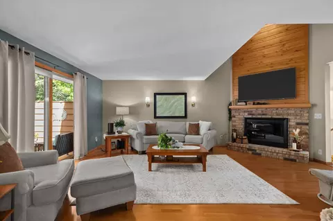 Living - 905 E Windfield Pl #C, Appleton, WI 54911 photo 2 of 5