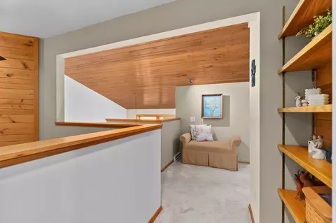 Entry Way - 905 E Windfield Pl #C, Appleton, WI 54911 photo 3 of 4