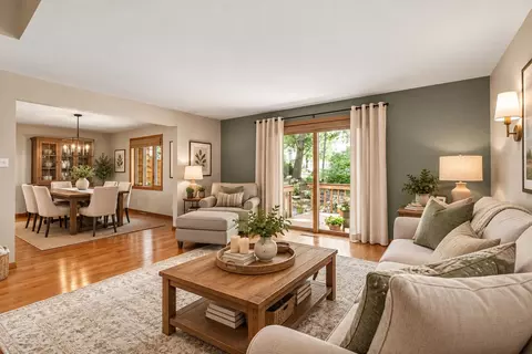 Living - 905 E Windfield Pl #C, Appleton, WI 54911 photo 5 of 5