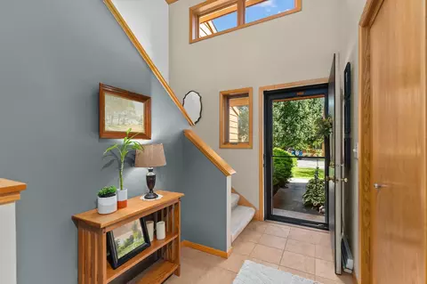 Entry Way - 905 E Windfield Pl #C, Appleton, WI 54911 photo 1 of 4