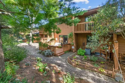 Exterior - 905 E Windfield Pl #C, Appleton, WI 54911 photo 2 of 7