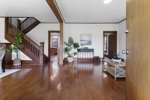 Entry Way - 2500 E Newberry St, Appleton, WI 54915 photo 1 of 4
