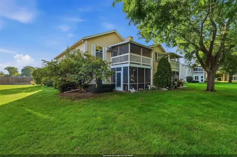 2362 Wisconsin St, Oshkosh, WI 54901