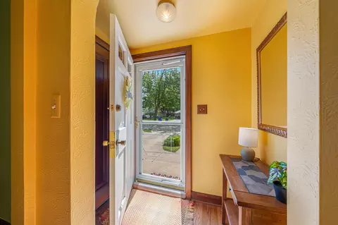 Entry Way - 1348 W Harris St, Appleton, WI 54914 photo 1 of 1