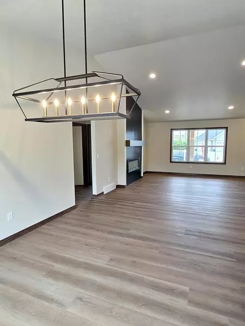n9261 Constellation Drive, Appleton, WI 54915 photo 4