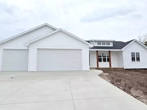 n9261 Constellation Drive, Appleton, WI 54915 photo 2