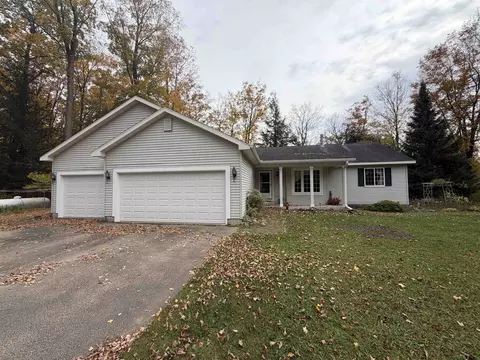 Exterior - w12531 Mill Creek Court, Gresham, WI 54128 photo 2 of 18