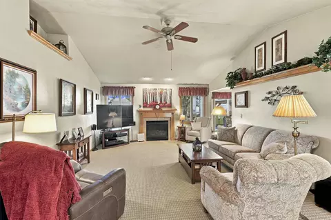Living - 1394 W Mason Ridge Ct, Appleton, WI 54914 photo 1 of 5