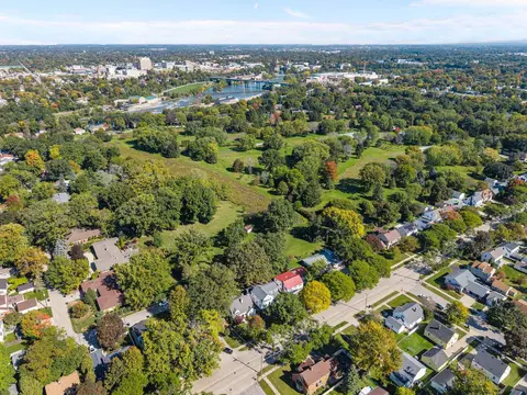 View/Area - 544 W Seymour St, Appleton, WI 54915 photo 4 of 15