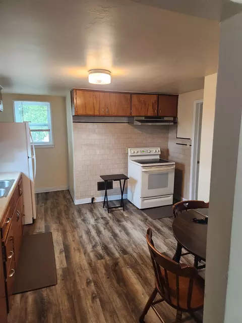 Kitchen - 1415 N Erb St, Appleton, WI 54911 photo 1 of 3