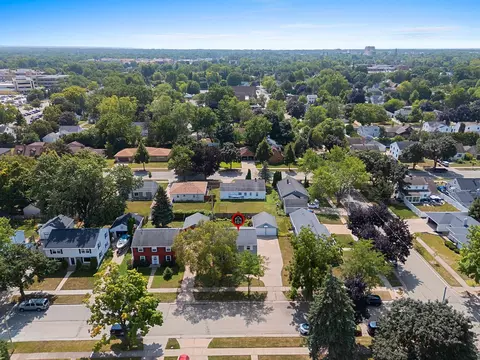 View/Area - 613 E Byrd St, Appleton, WI 54911 photo 9 of 10