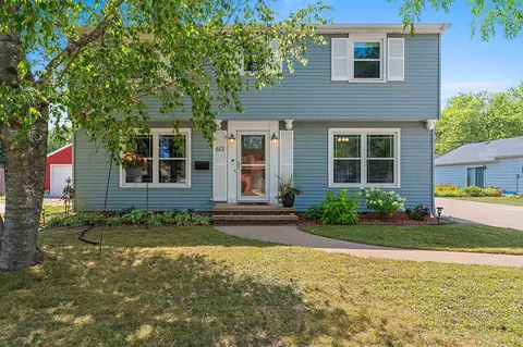 Exterior - 613 E Byrd St, Appleton, WI 54911 photo 3 of 8