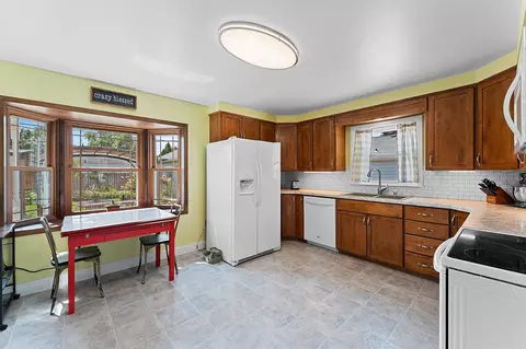 Kitchen - 613 E Byrd St, Appleton, WI 54911 photo 1 of 6