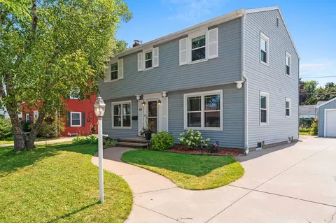 613 E Byrd St, Appleton, WI 54911