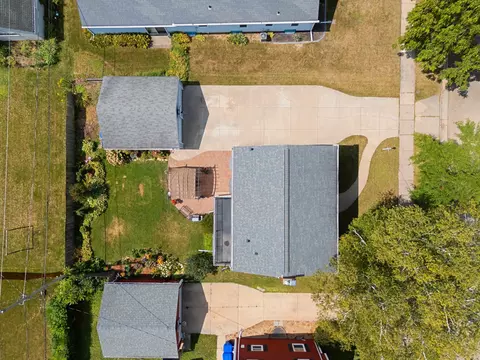 View/Area - 613 E Byrd St, Appleton, WI 54911 photo 3 of 10