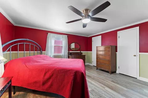 Bedroom - 613 E Byrd St, Appleton, WI 54911 photo 3 of 11