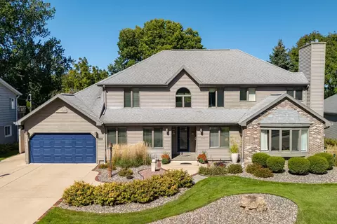 1936 E Murdock Ave, Oshkosh, WI 54901