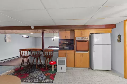 Kitchen - 1629 W Grant St, Appleton, WI 54914 photo 5 of 6