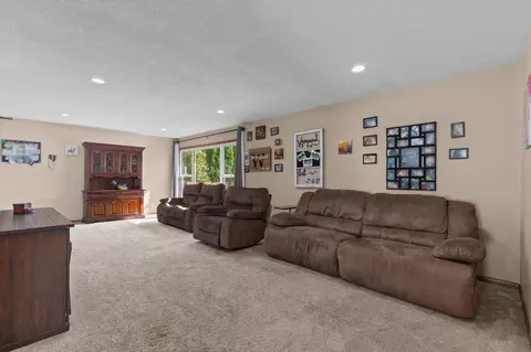 Living - 1629 W Grant St, Appleton, WI 54914 photo 2 of 2