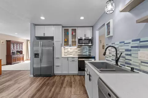 Kitchen - 1629 W Grant St, Appleton, WI 54914 photo 3 of 6