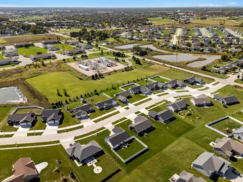View/Area - 3424 E Rubyred Dr, Appleton, WI 54913 photo 7 of 12