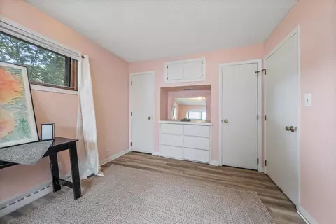 Bedroom - 2112 N Owaissa St, Appleton, WI 54911 photo 3 of 4