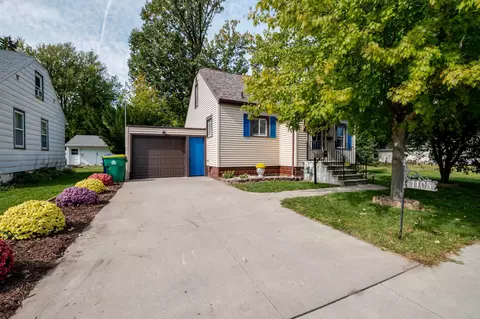 1105 Lincoln St, Green Bay, WI 54303