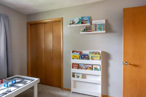 Bedroom - 2515 S Greenview St, Appleton, WI 54915 photo 4 of 7