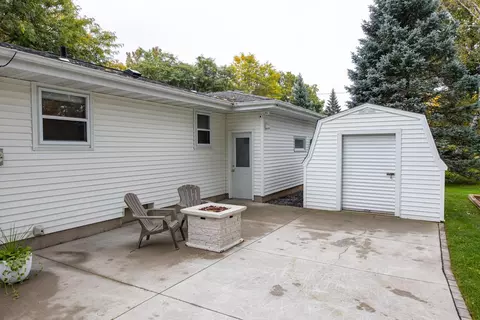 Exterior - 2515 S Greenview St, Appleton, WI 54915 photo 6 of 10