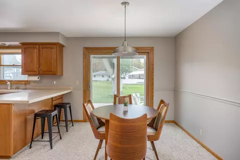 Dining - 2515 S Greenview St, Appleton, WI 54915 photo 1 of 1