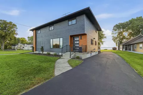 n7903 Lakeshore Drive, Friendship, WI 54937