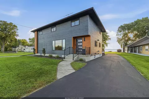n7903 Lakeshore Drive, Friendship, WI 54937