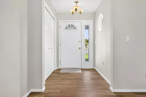 Entry Way - 1057 W Windtree Dr #48, Appleton, WI 54914 photo 1 of 4
