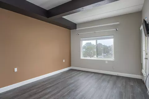 Living - 400 N Richmond St #301, Appleton, WI 54911 photo 6 of 6
