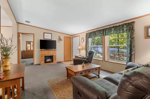 Living - 16326 Faust Ln, White Lake, WI 54491 photo 2 of 2