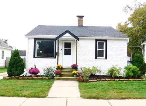 1744 Eastman Ave, Green Bay, WI 54302